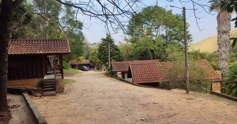 Pousada Ypê das Montanhas Facebook ad: A Pousada Ypê das Montanhas, localizada na Estancia…