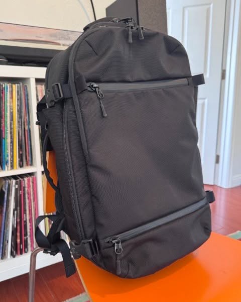 Rob Perez Facebook ad: Aer Travel Pack 35L