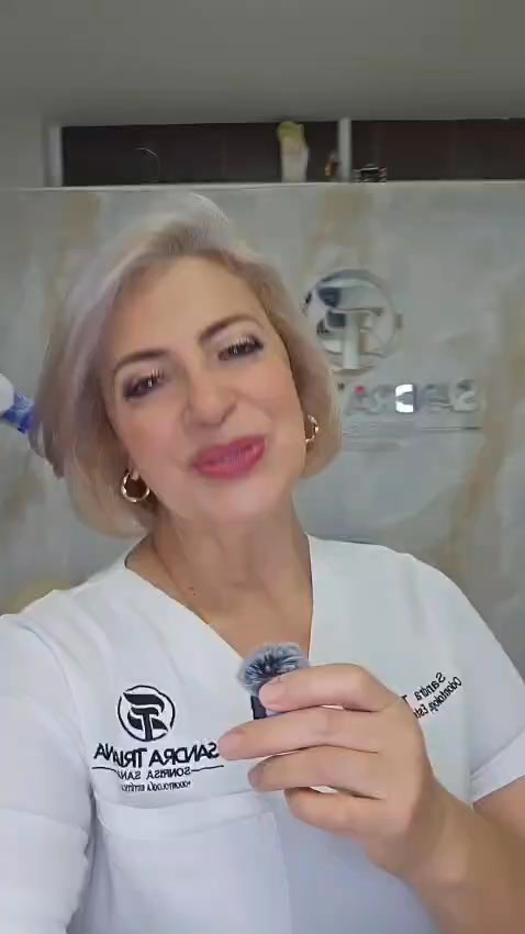 Sonrisa Sana - Acacias Facebook ad: ¿Te encanta el café, el vino tinto o…