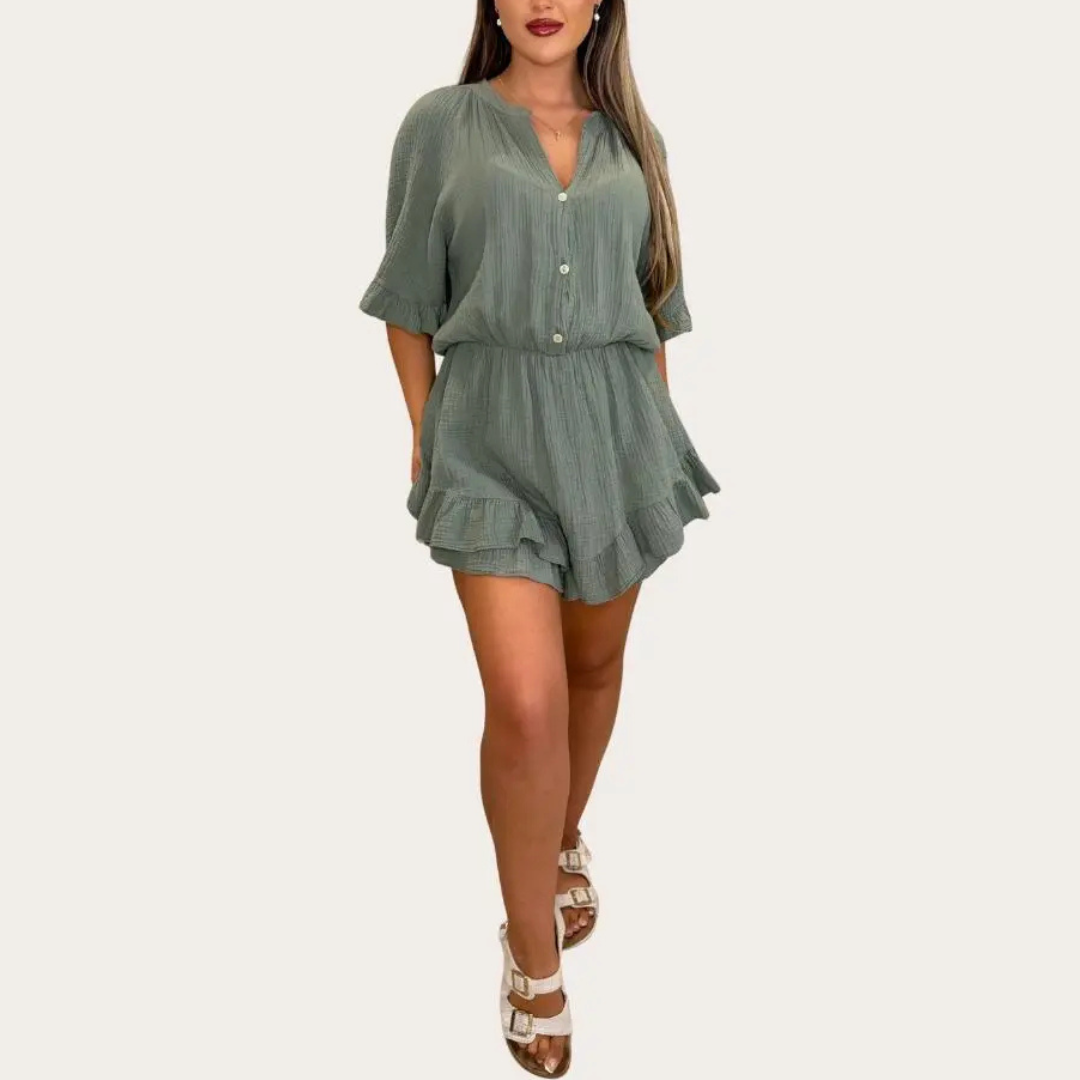 Styled by Nora Facebook ad: Free shipping today only!