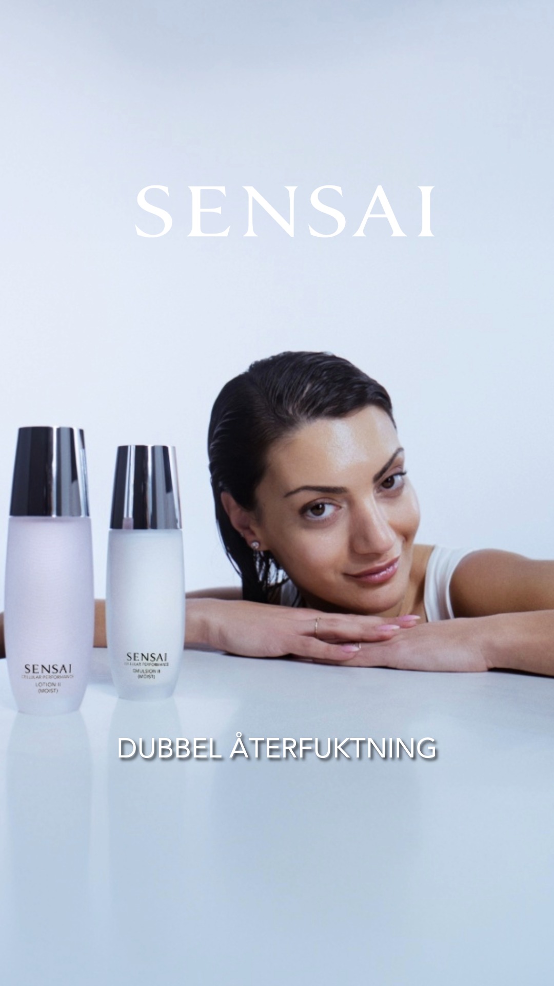 SENSAI Cosmetics Facebook ad: Tvåstegsrengöring, steg 1 tar bort orenheter och makeup…