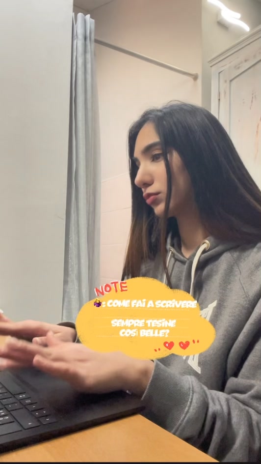 StudyTexter.com Facebook ad: 1000 volte meglio di ChatGPT!