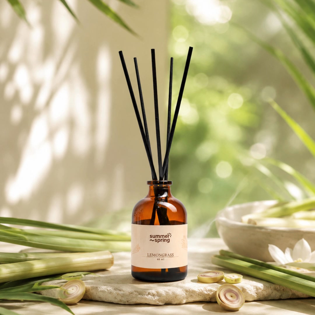 Summerspring Indonesia Facebook ad: Reed Diffuser Terlaris - Summerspring