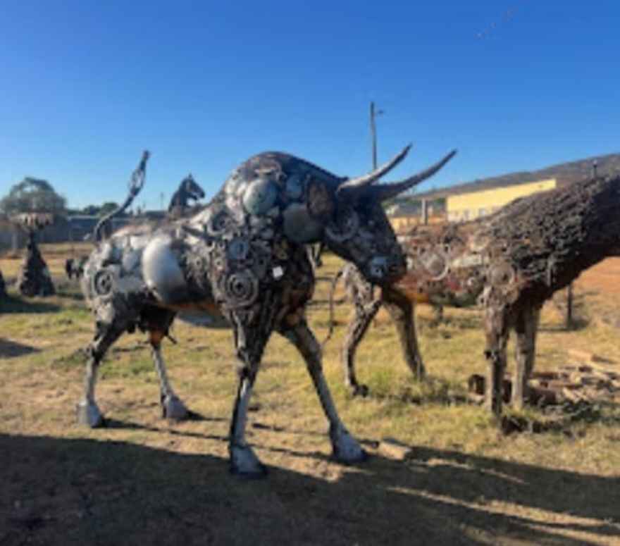Roy Rwanga Facebook ad: Metal art sculptures for sale any design press your on…