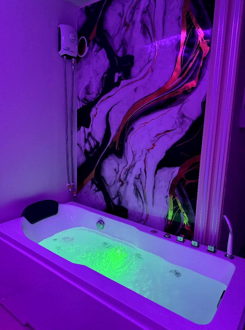 Cyvee Staycation Facebook ad: OUR NEWEST JACUZZI UNIT IS NOW OPEN