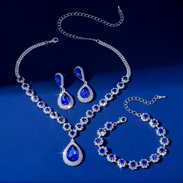 Isadory Facebook ad: Perfect Gift