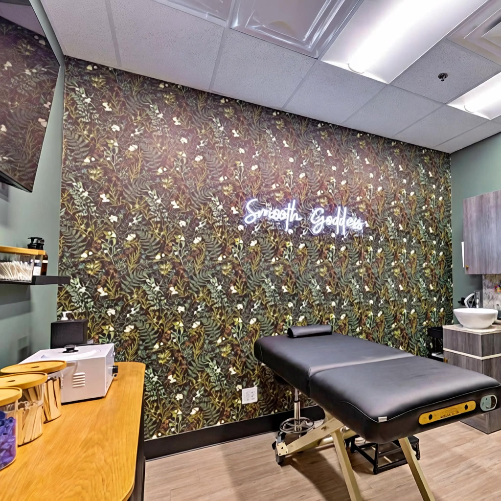 Salons by JC Saint Louis Galleria Facebook ad: Luxury Suites In A Prime Location