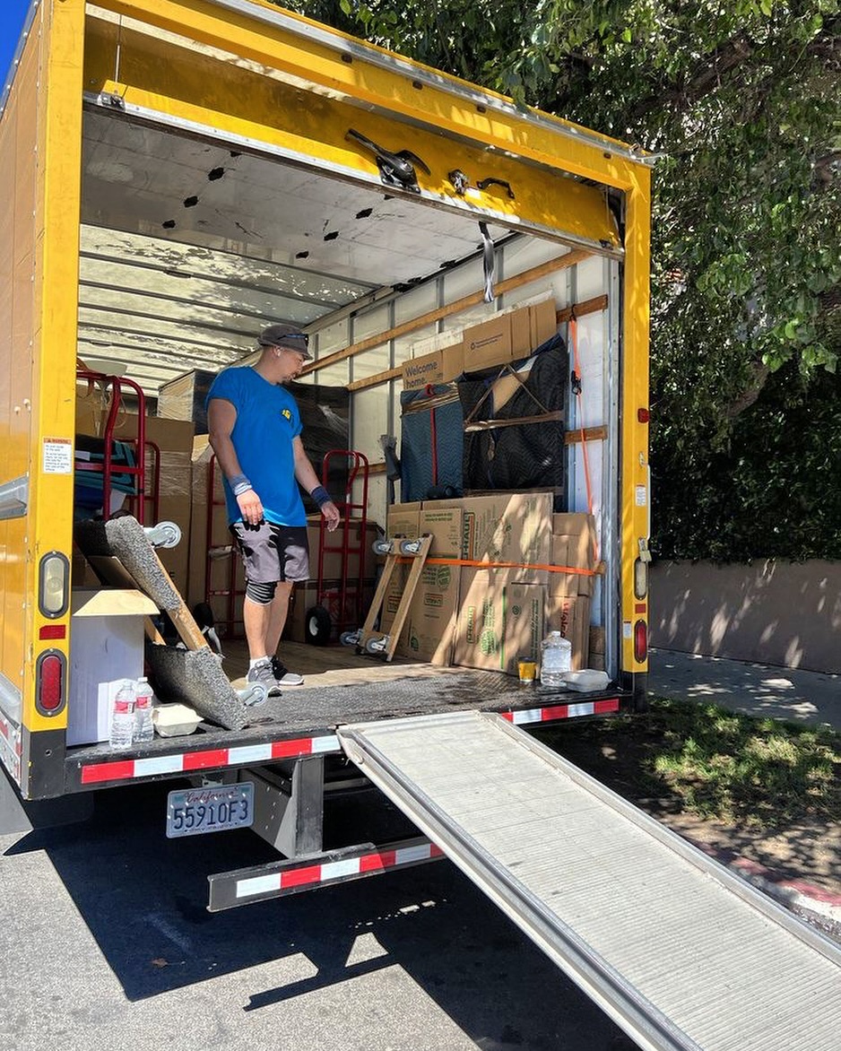 Sparrow Moving Facebook ad: Our Moving Services: Local and Long-Distance Moves