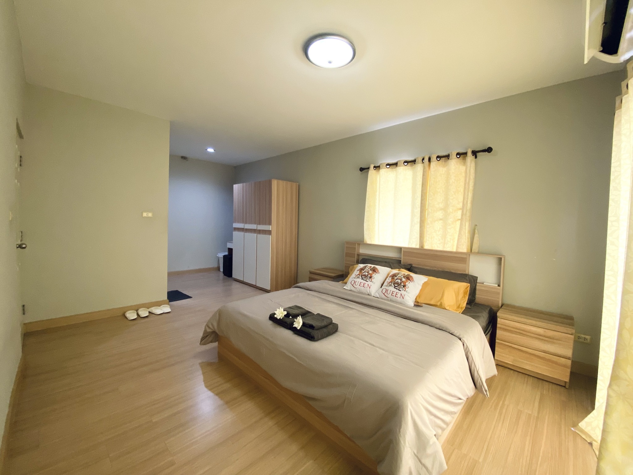 XBIS Apartment 1 Facebook ad