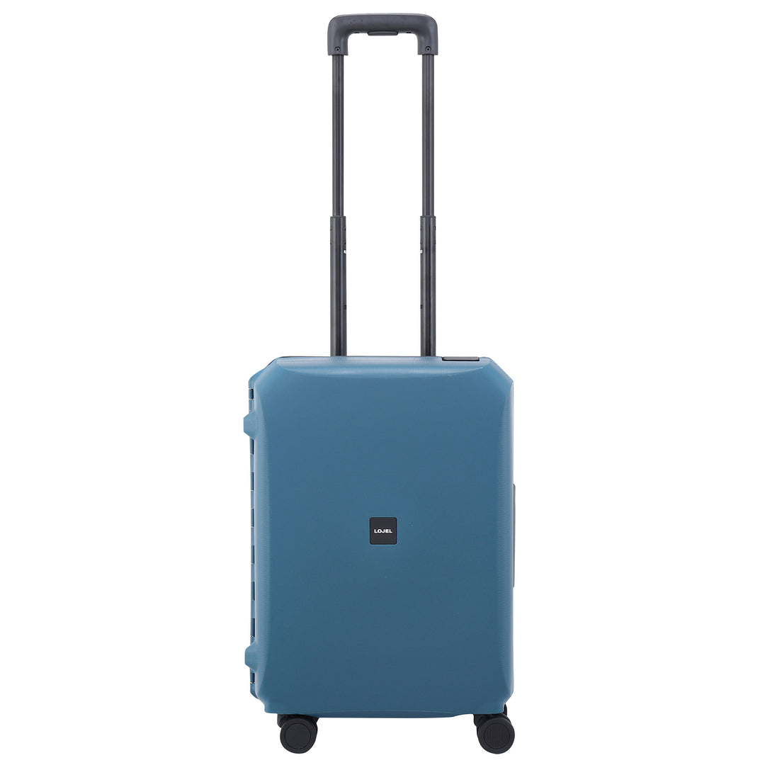 The Travel Club Facebook ad: Made for the spaces between departures and destinations.