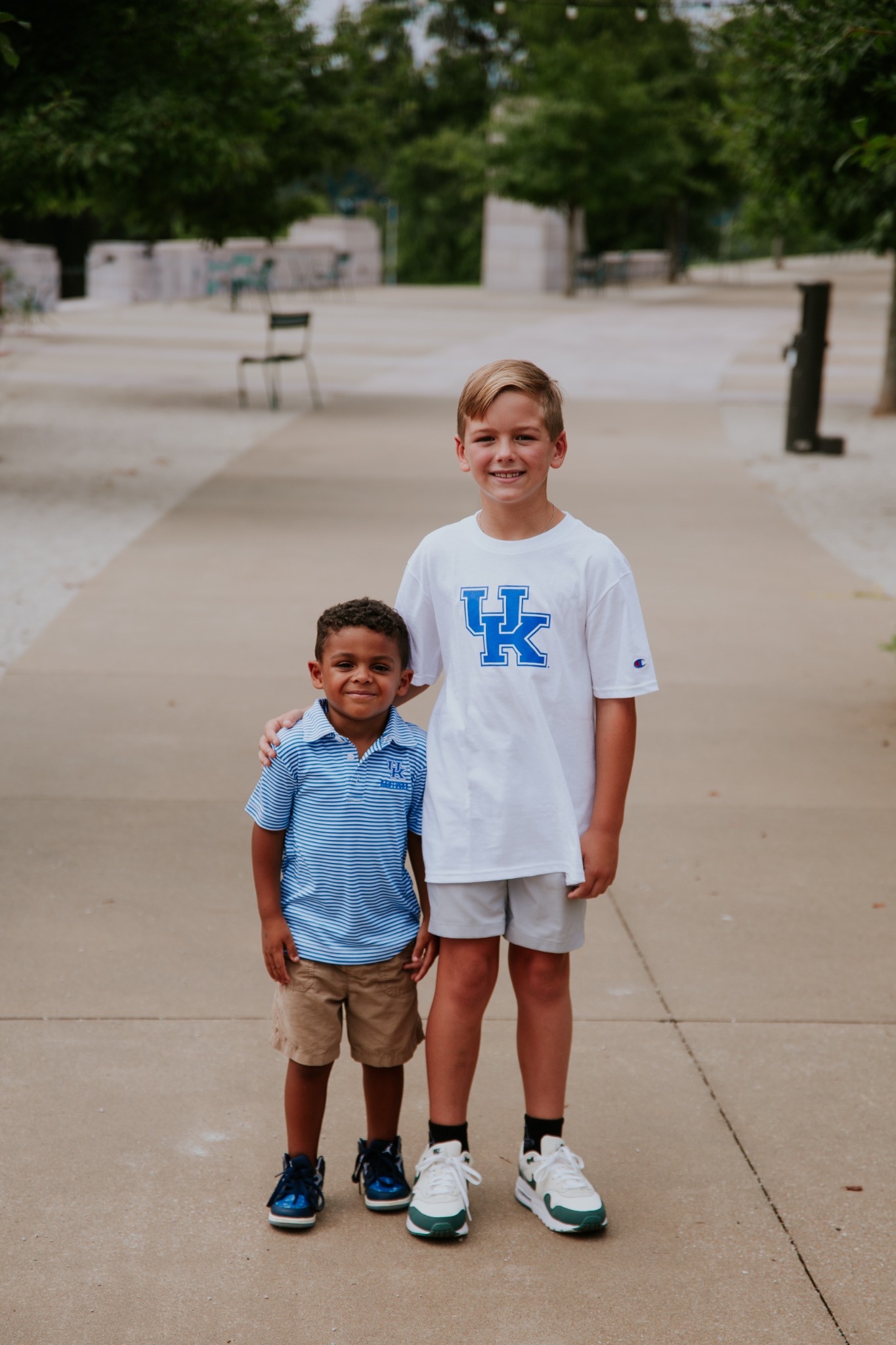 Alumni Hall Kentucky Facebook ad: Shop Kentucky Kids Gear!