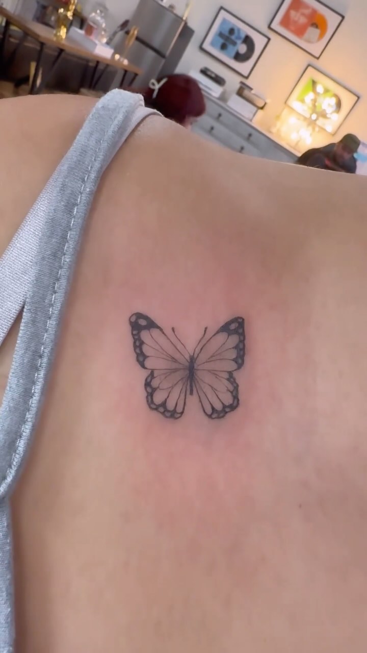 daniel.tattooo Facebook ad: Fine-line Tattoos! Come and take a look at…