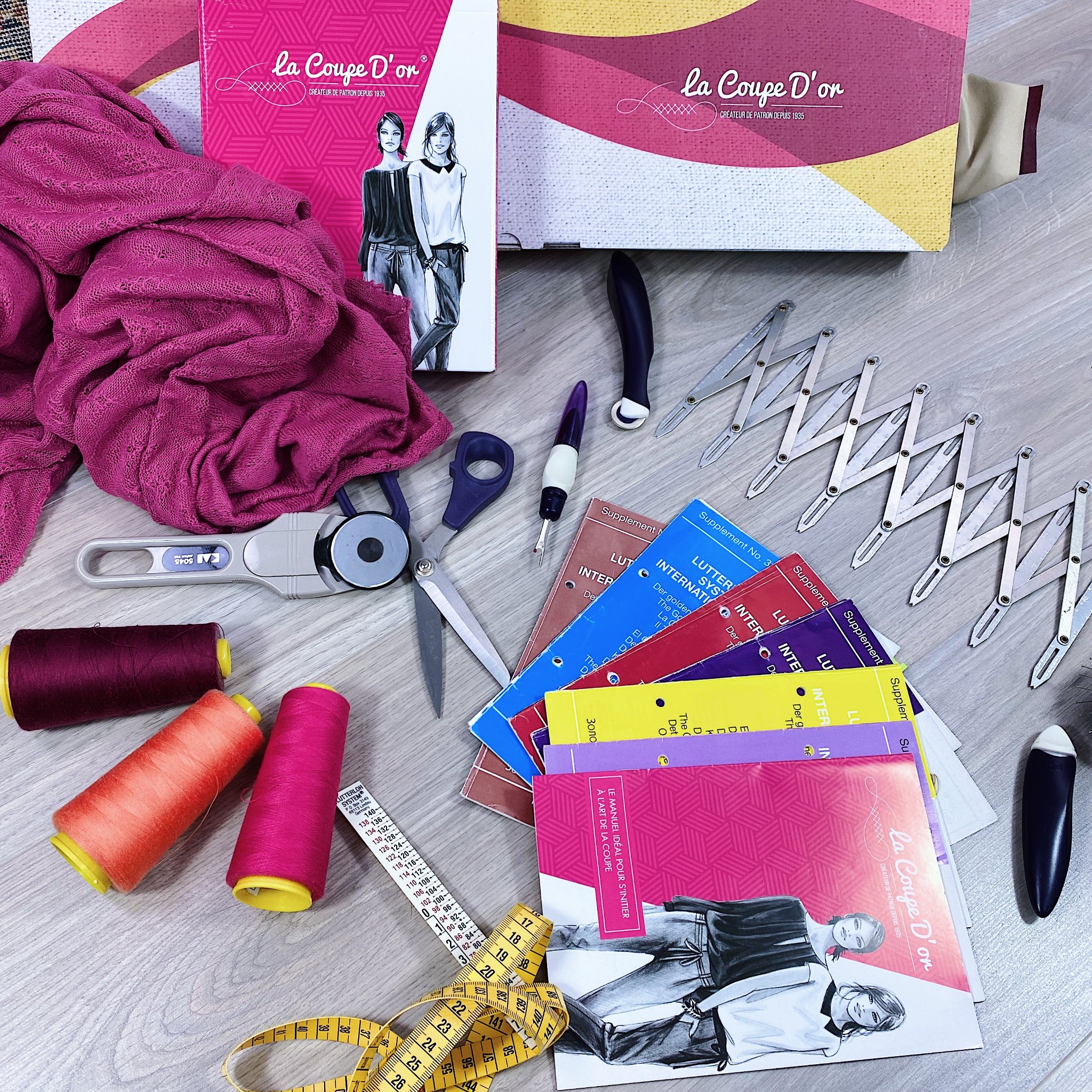 La coupe d'or GmbH Facebook ad: La Coupe d'or: Apprendre à coudre avec des patrons sur…