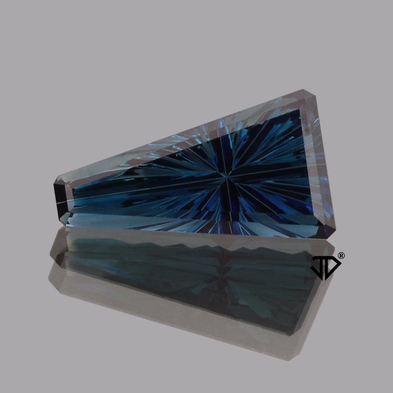 John Dyer Gems Facebook ad: Australian Parti Color Sapphire Starbrite Cut 3.59 carats