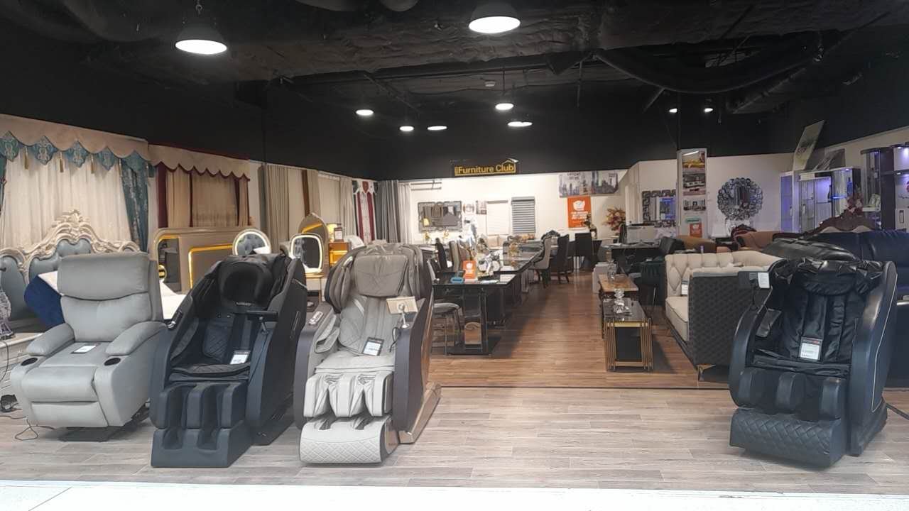 Cindy Ratcliffe Facebook ad: Closing Down Sale at Strathpine Shopping Centre Up to 50%…