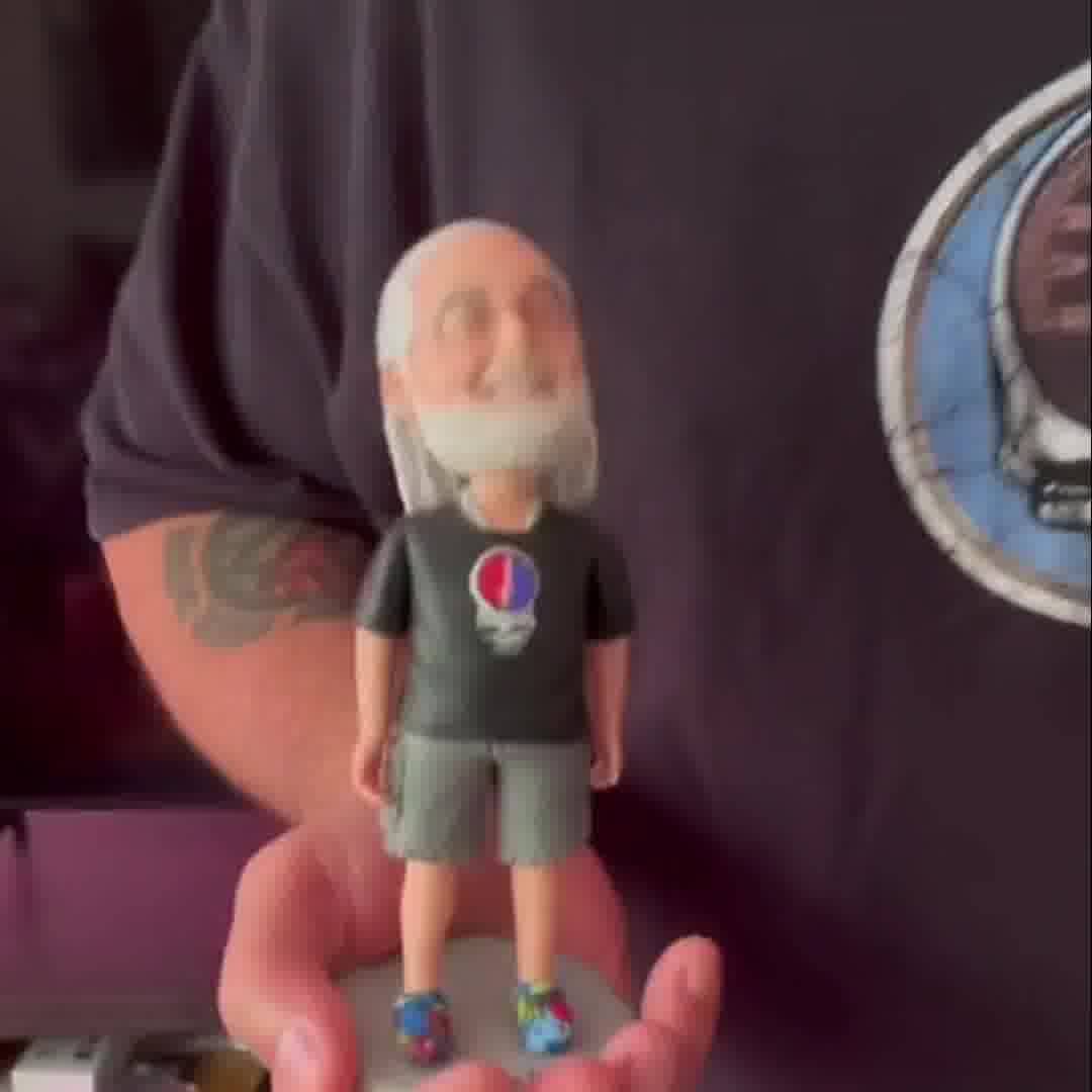 Bobblegifts.fr Facebook ad: Débloquez le cadeau parfait pour vos proches!