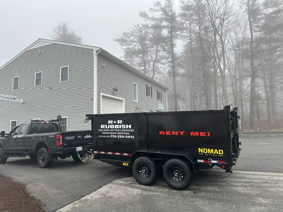 R & R Rubbish and Handyman Service Facebook ad from May 29, 2026