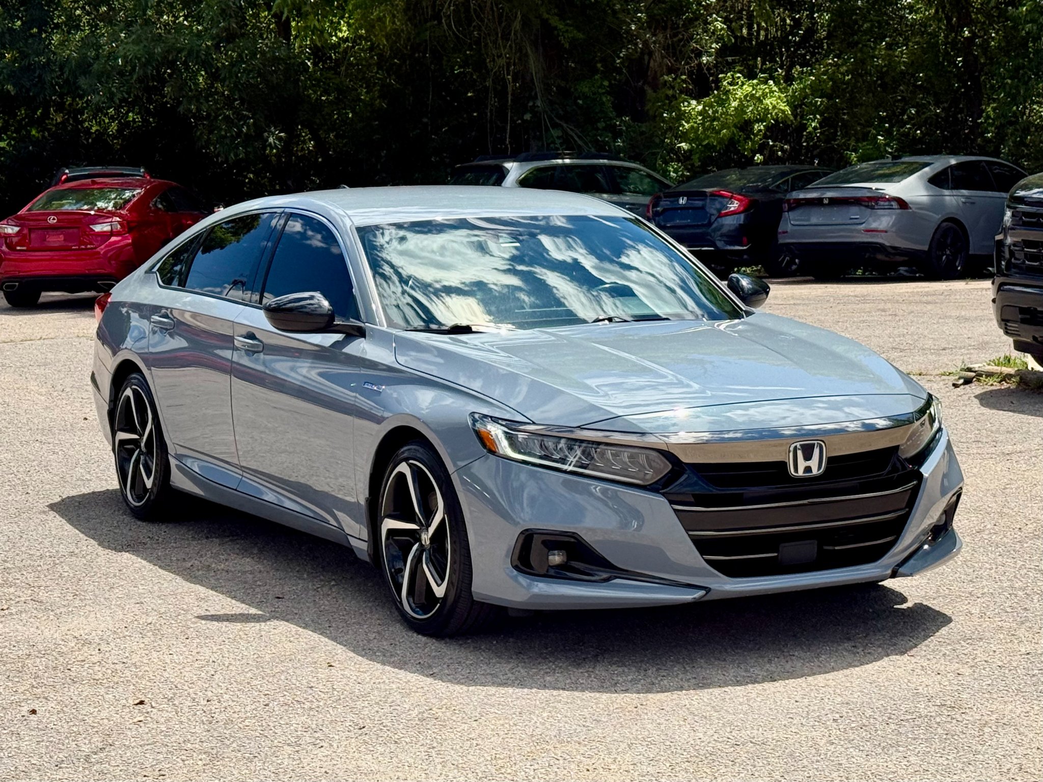 Inna Shevchenko Facebook ad: 2022 Honda Accord Hybrid Sedan 4D