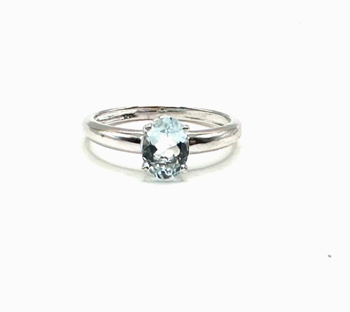Díaz Gil Joyeros Facebook ad: Joyas con gema natural que nos enamoran!