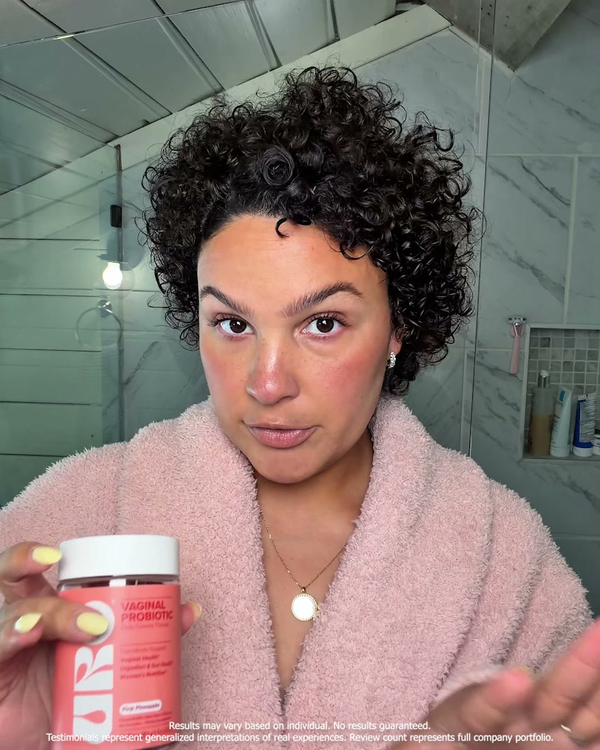 JaclynGibson Facebook ad: Nothing keeps your girl fresher or more confident!