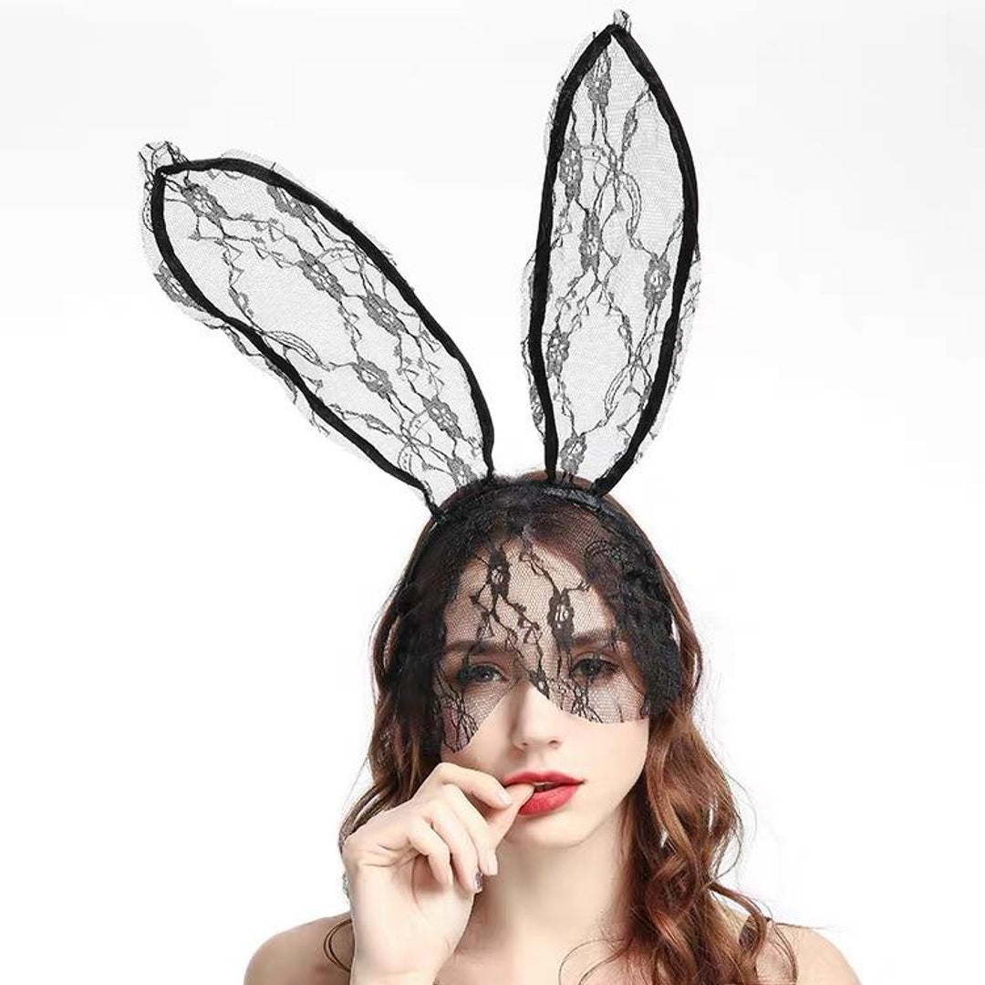 ChicStyle Lingerie Facebook ad: Indulge in ultimate comfort with our luxurious nightdresses…