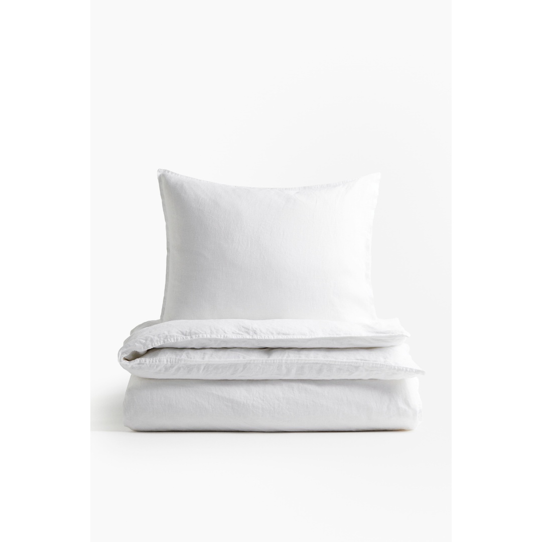 H&M HOME Facebook ad