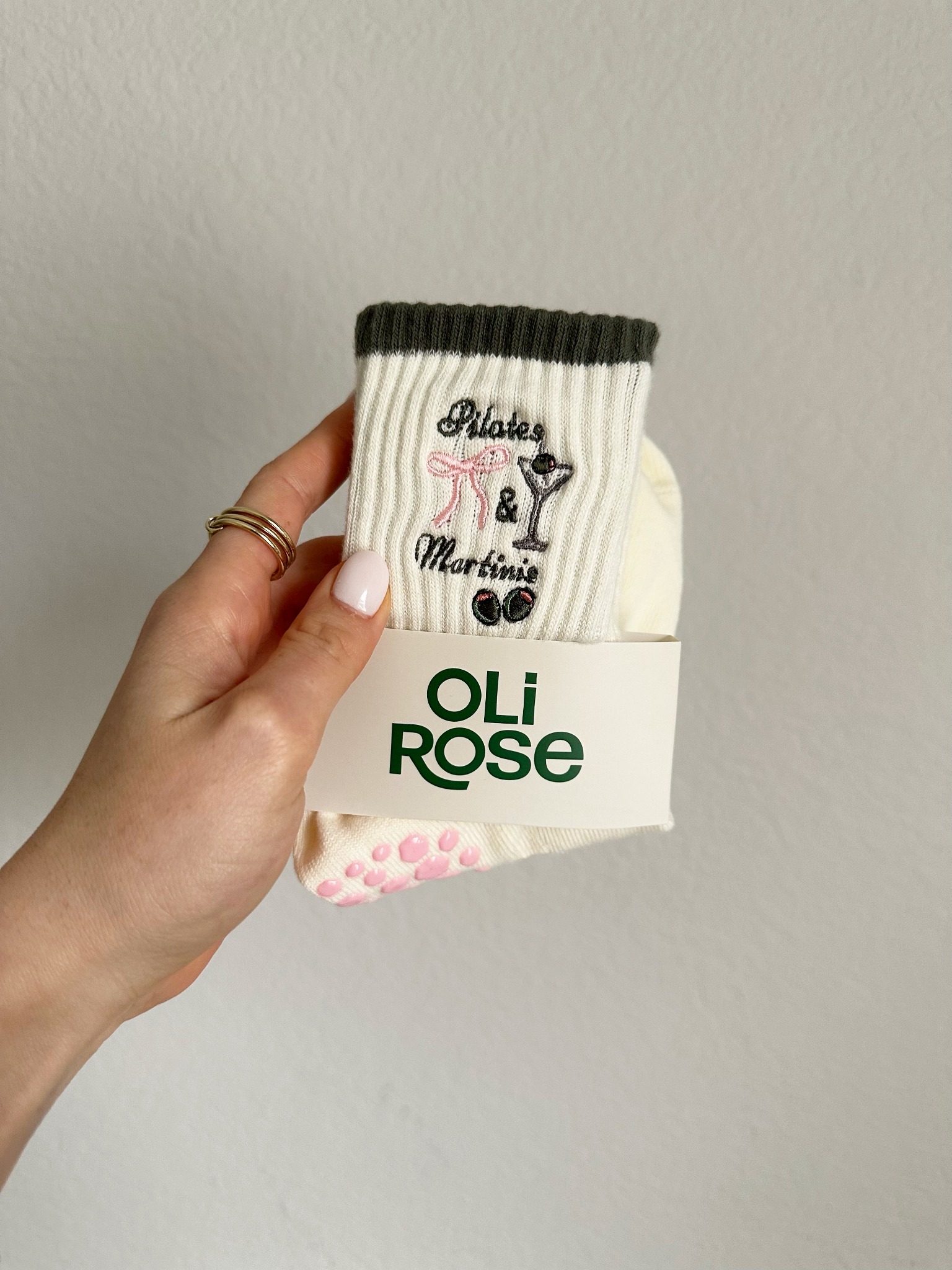 SHOP OLI ROSE Facebook ad