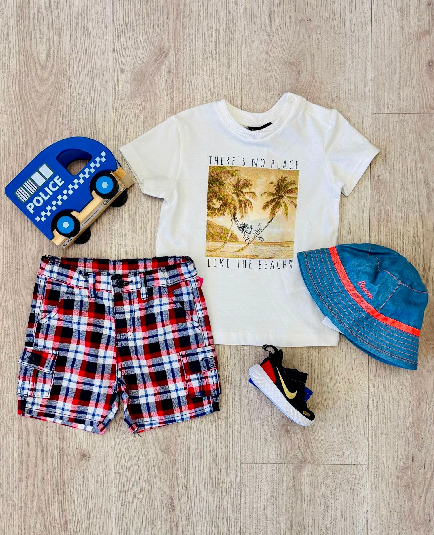 BABYBAZAR Varese Facebook ad: Shopping online? Con BABYBAZAR Varese vai sul sicuro!