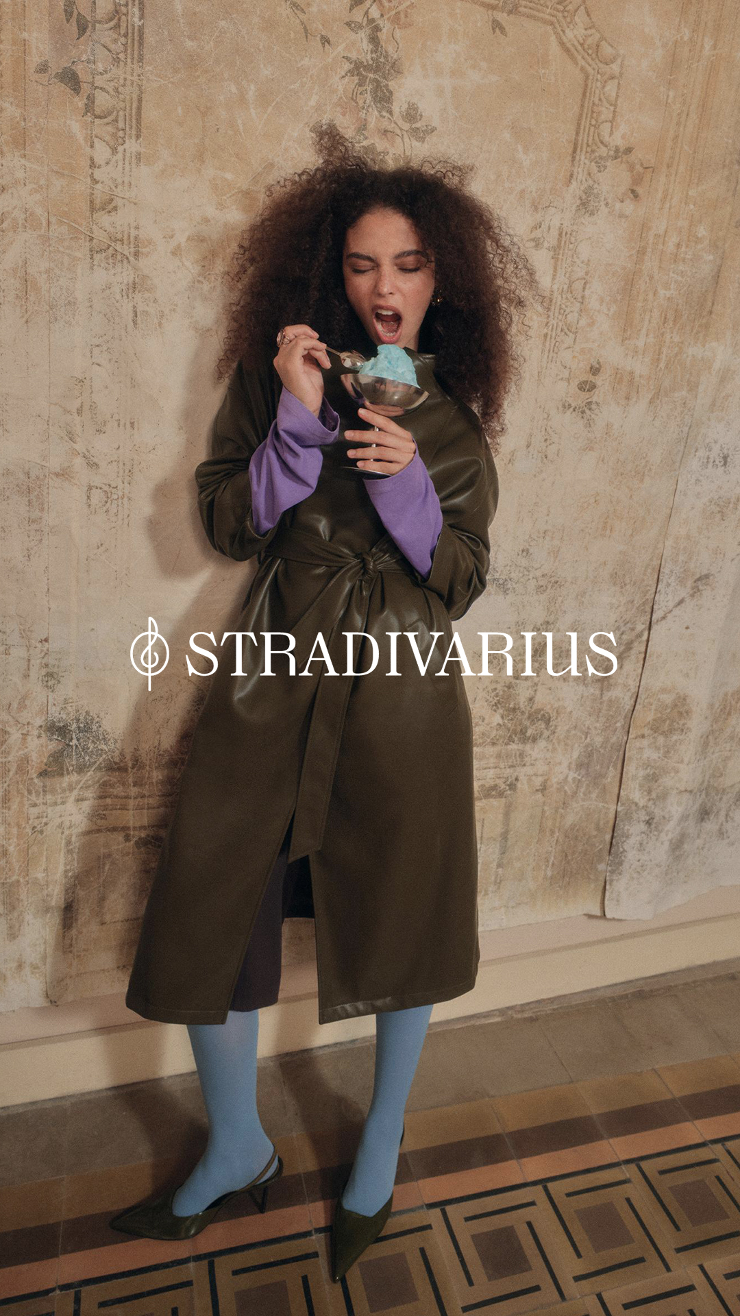 Stradivarius Facebook ad: The standout looks of la rentrée are here to stay