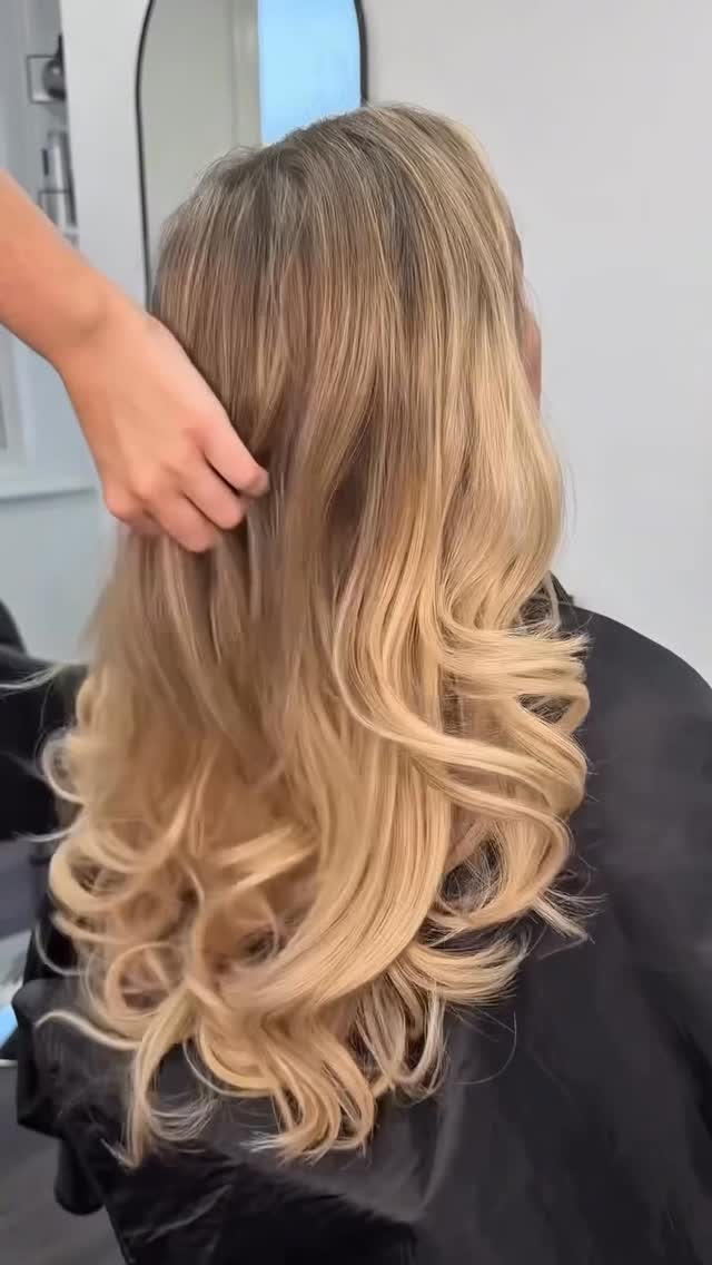 Official Foxy Locks Extensions Facebook ad: Bringing 90s supermodel hair back with butterfly cuts…