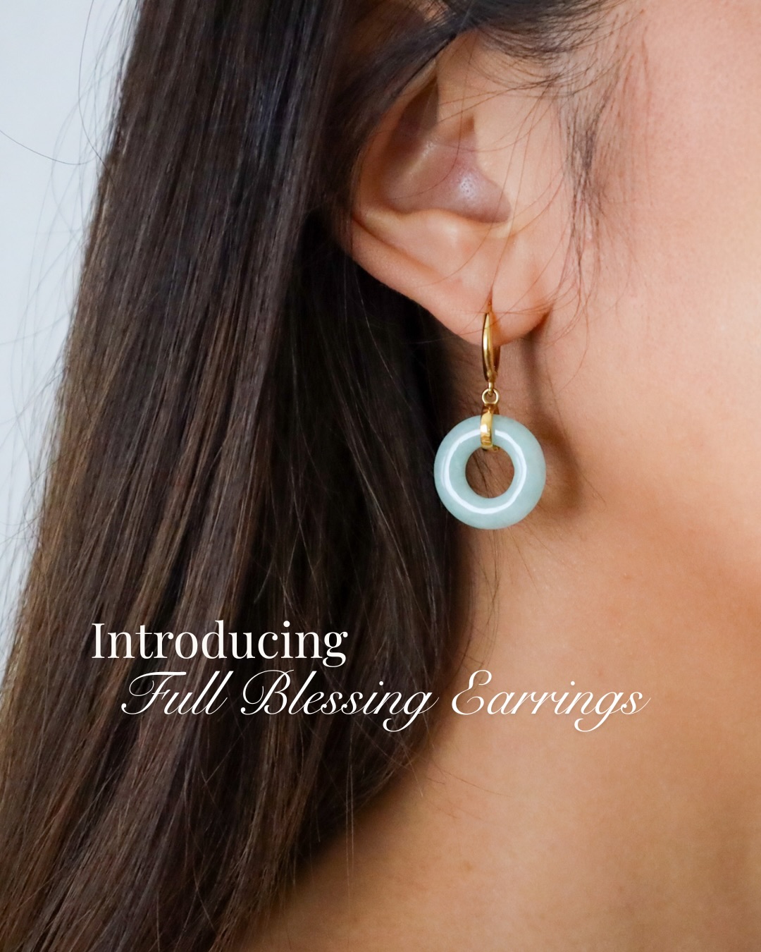 Crowned Facebook ad