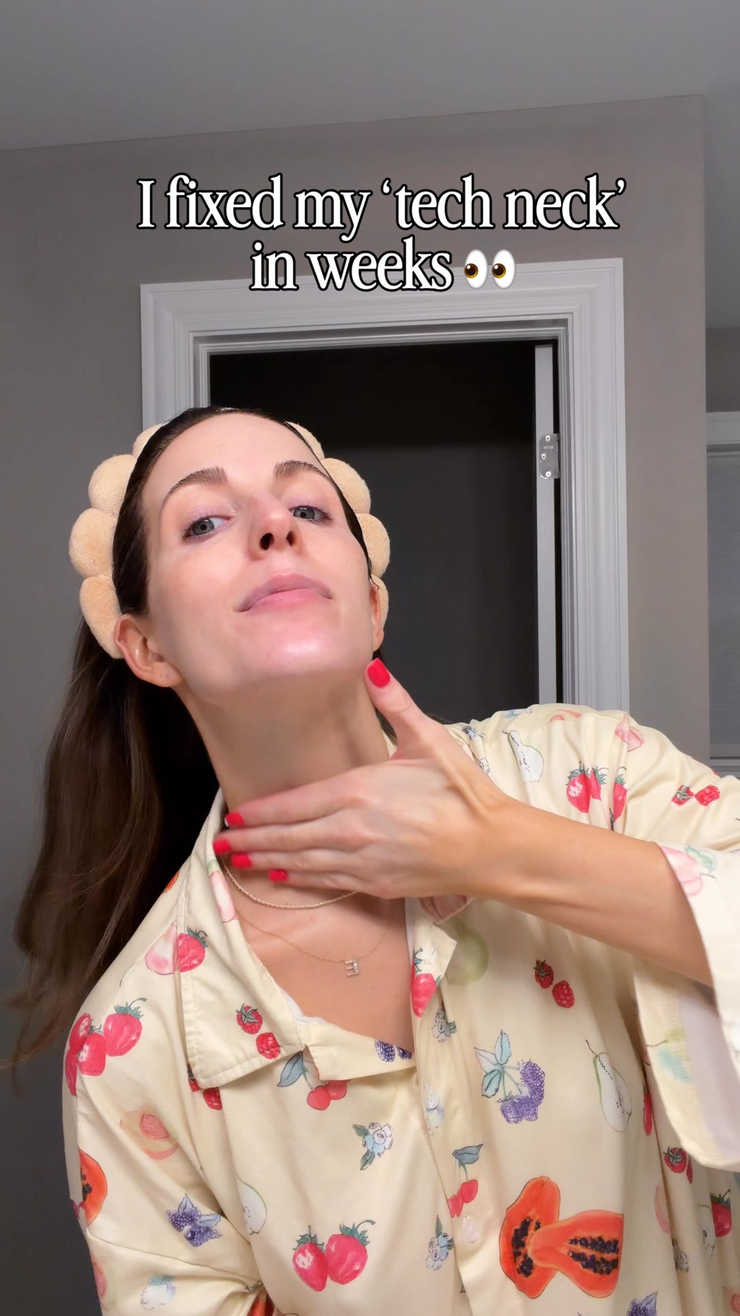 whatgracebought Facebook ad: Miracle Tech Neck Cream from Amazon
