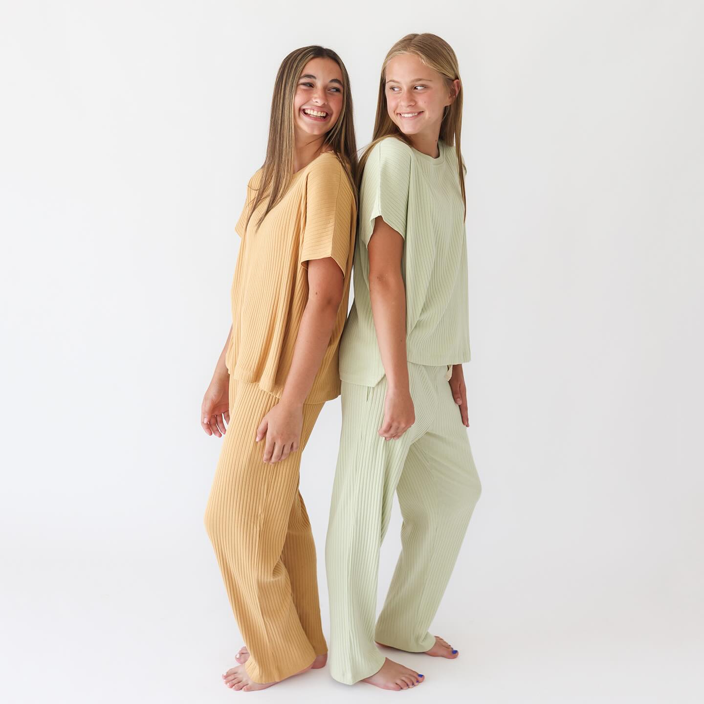 Parade Organics Facebook ad: SALE Mix, Match, & Save up to 20%…