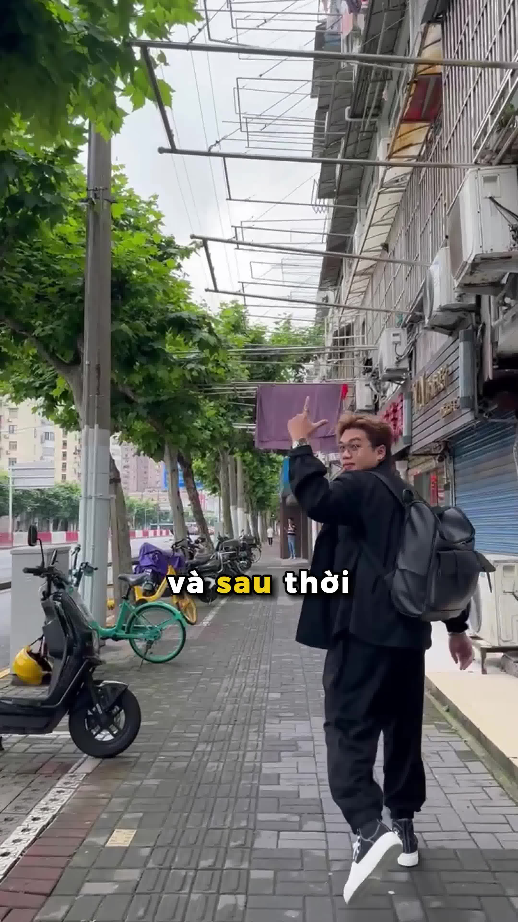 Level 1 Men's Hair Studio Facebook ad: [TẶNG VOUCHER 275K CHO KHÁCH HÀNG MỚI]