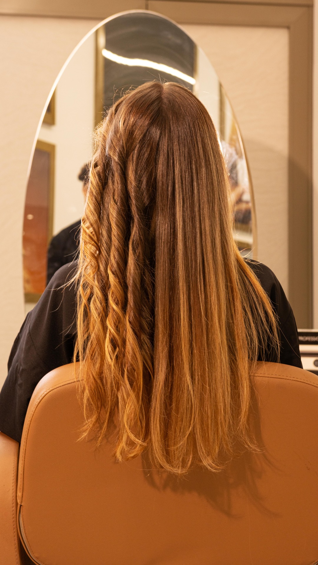 MQ Professional Hair Styling Facebook ad: Cabelos longos pedem mais