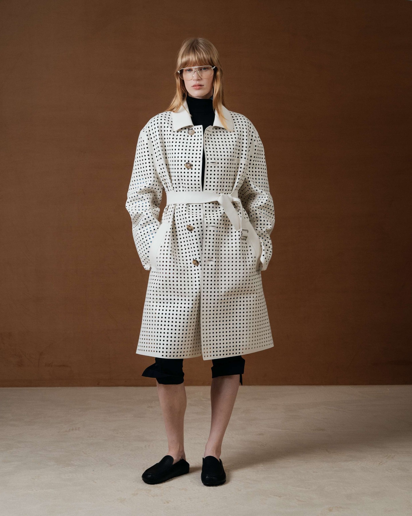 Tod's Facebook ad: Moments before the Tod's Spring-Summer 2027 Women's Fashion…