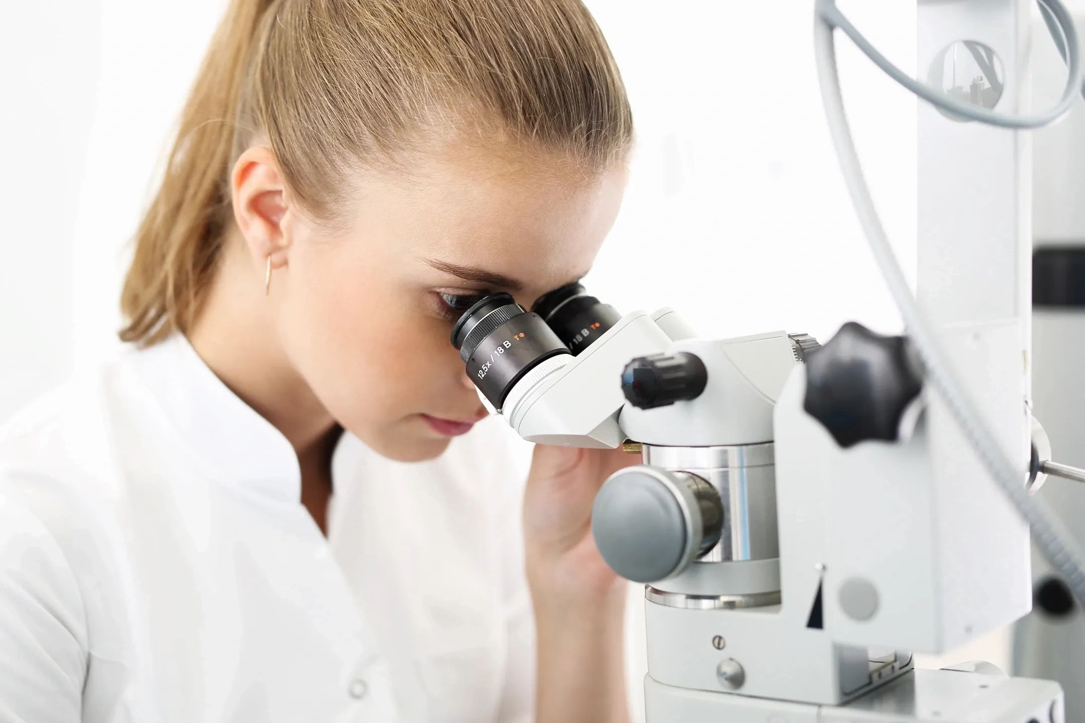 LabMatch "The Lab Experts" Facebook ad
