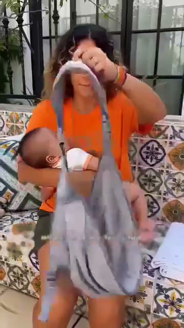 Vigorrous FIN Facebook ad: ¿Brazos cansados de cargar al bebé todo el…