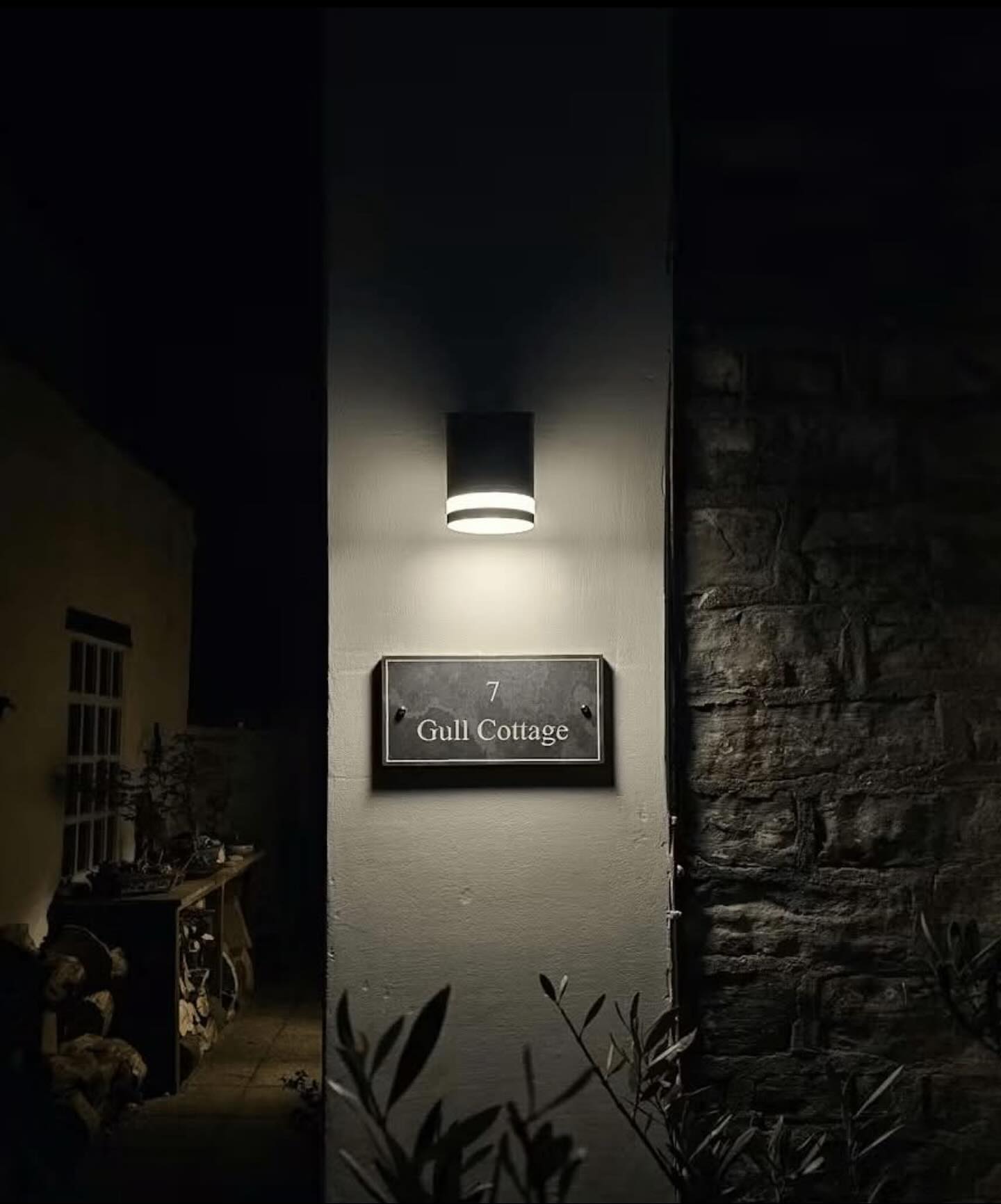The Bespoke Sign House Facebook ad