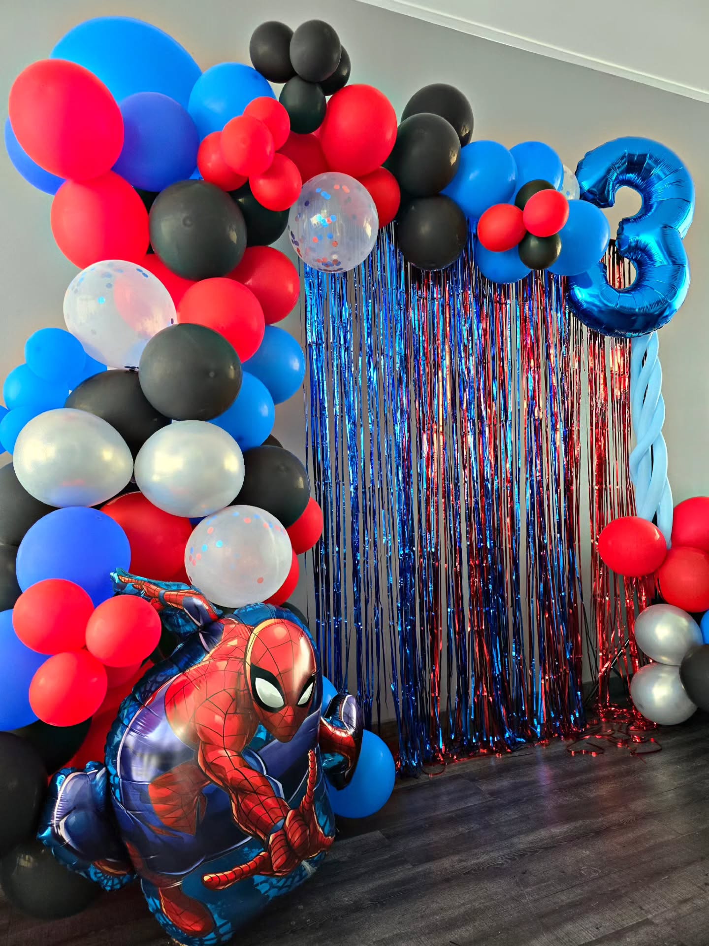 Ada Party Decor Facebook ad: Spider-Man ballonnenachterwand