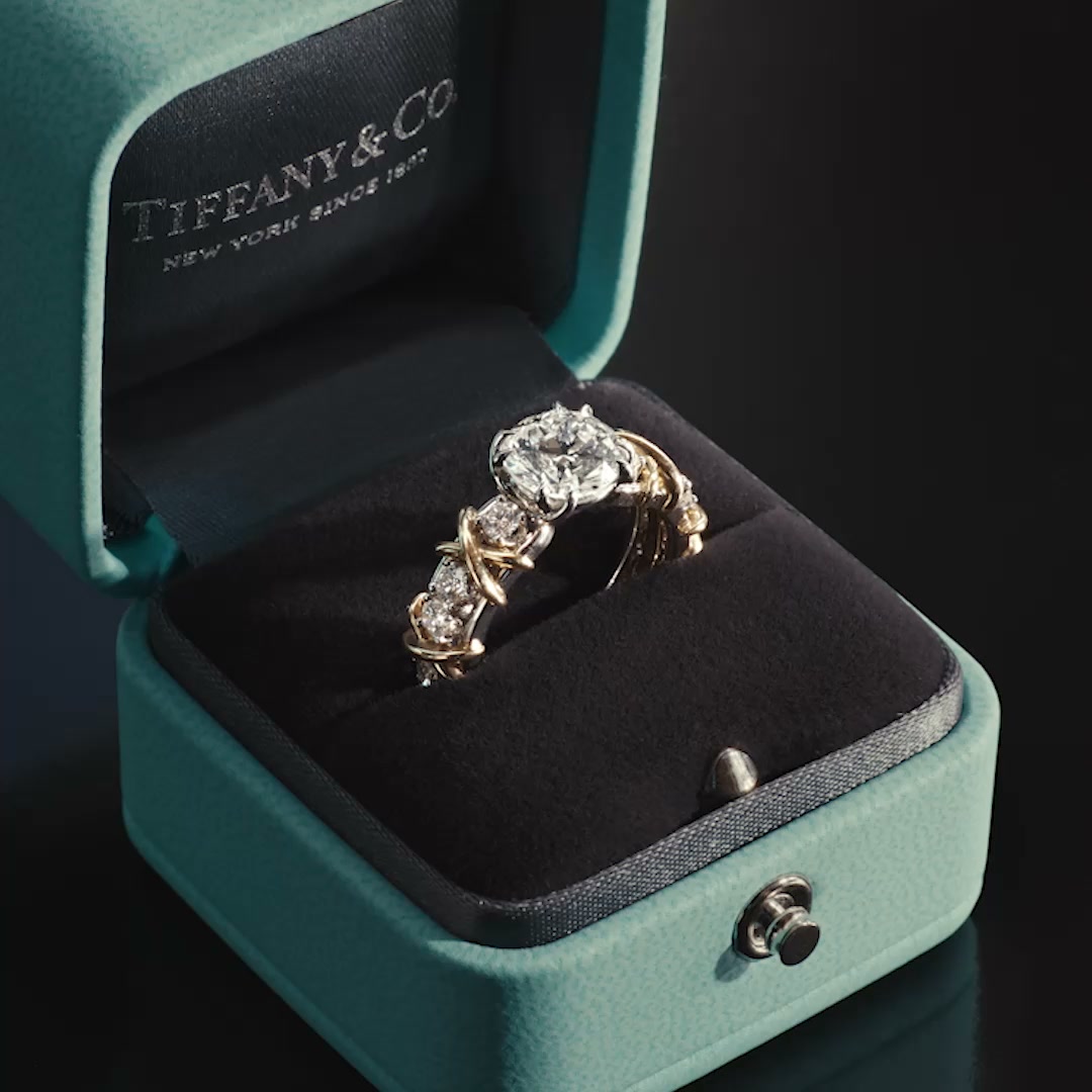 Tiffany & Co. Facebook ad: Sixteen Stone by Tiffany