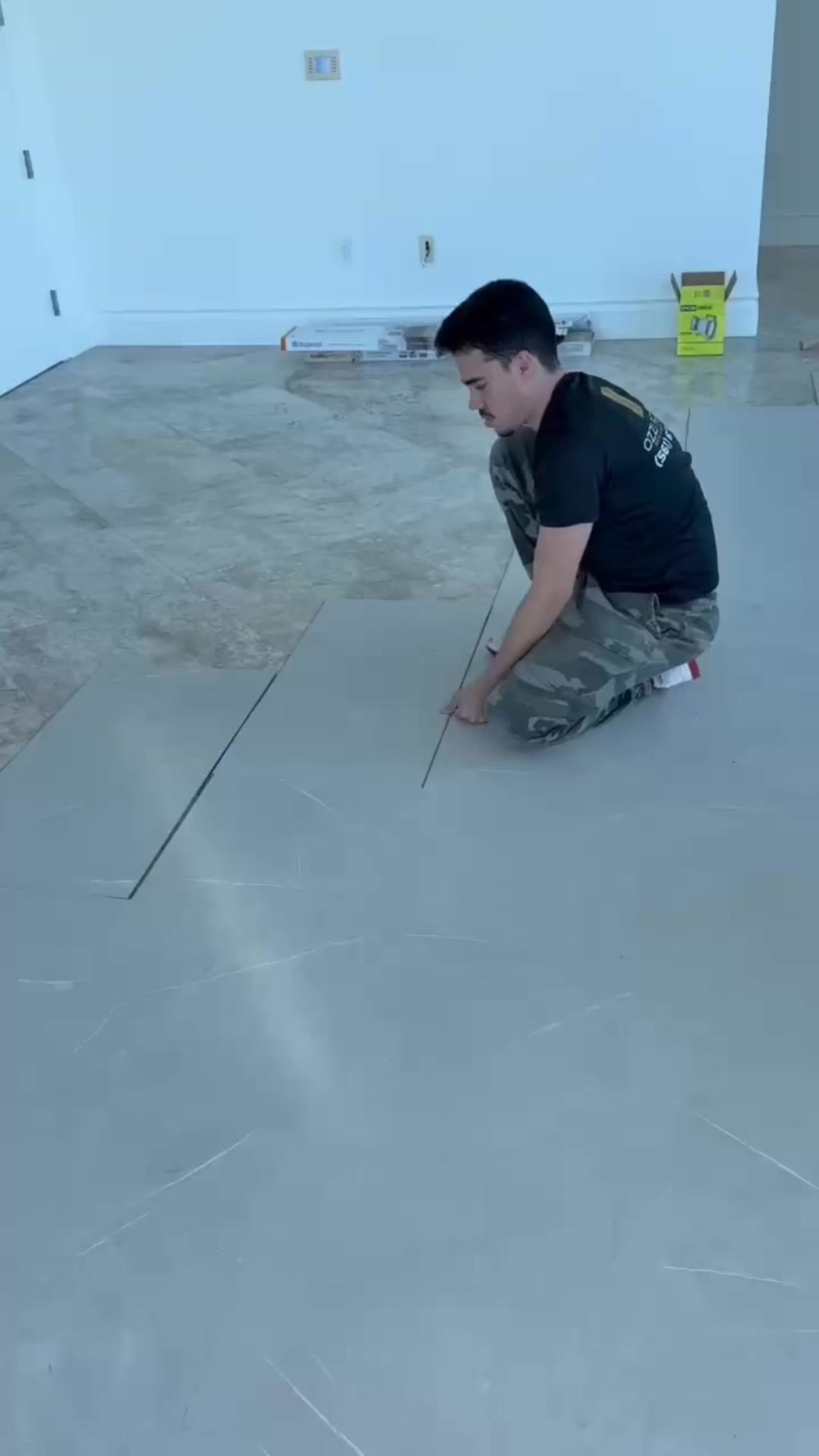 Ozzi floors Facebook ad: Free Quote | Serving South Florida