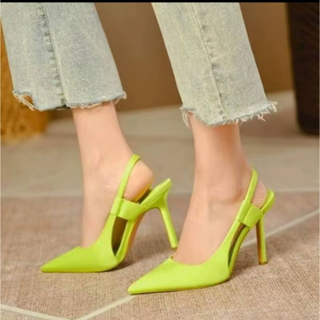 The Boutique251 Facebook ad: On hand (እጄ ላይ አለ)