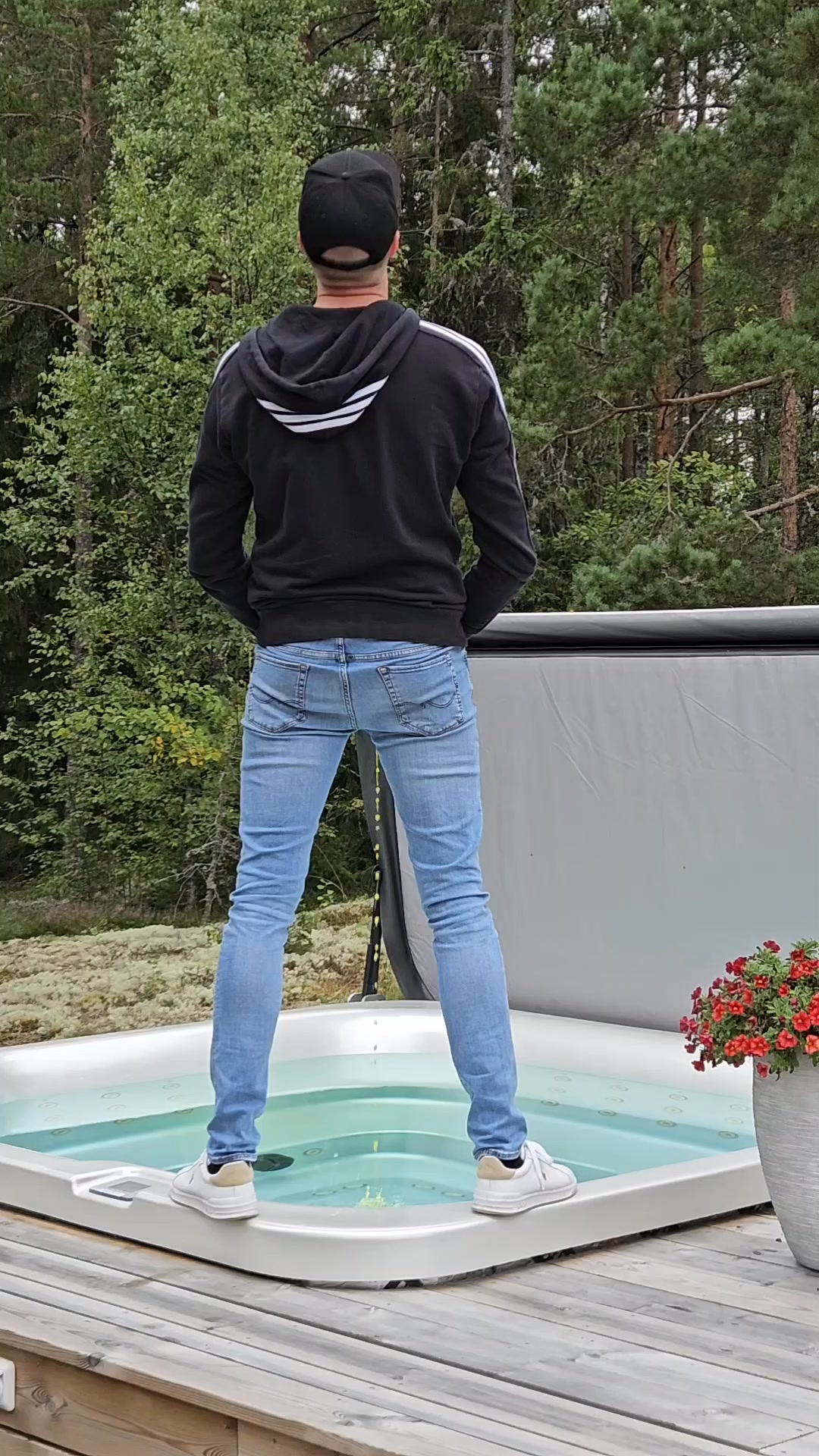 Virtasenkauppa.fi Facebook ad: MyWater kloorivapaa vedenhoitoaine