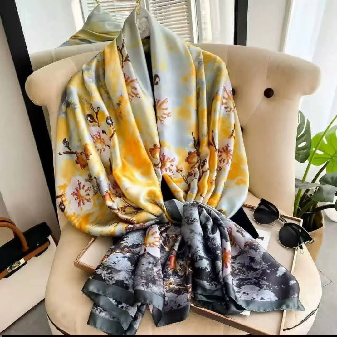 Lova Chic Fashion Facebook ad: Tous nos foulards sont en promo, que ce…