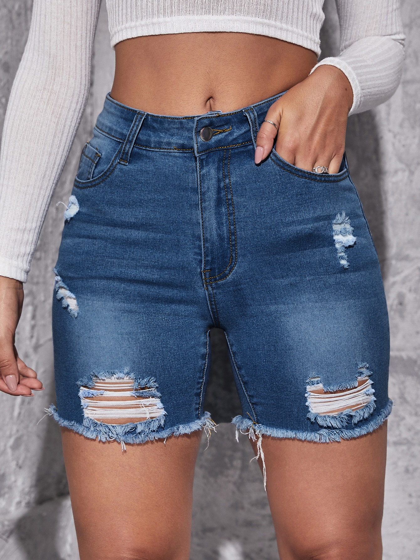 SHEIN Mexico Facebook ad: Halloween sin límites Ahorros liberados Compra en SHEIN…
