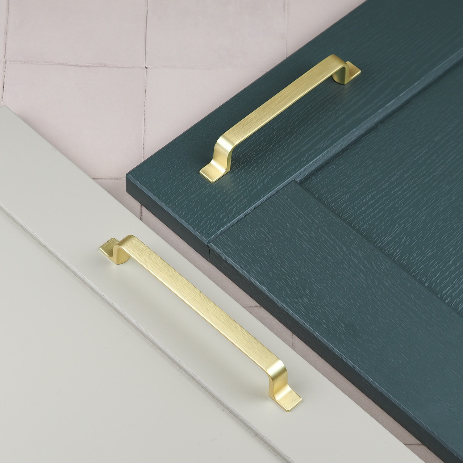 Handle & Home Facebook ad: Shop our Range of Cabinet Handles.