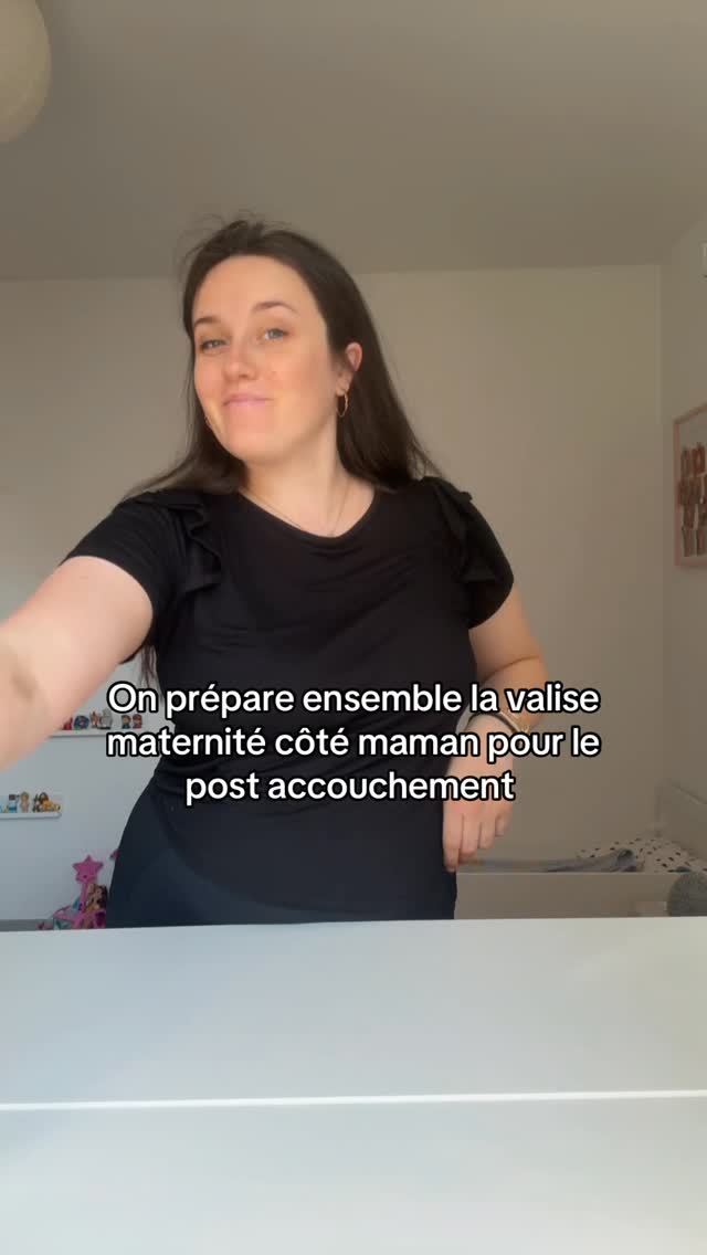 JHO. Facebook ad: On prépare la valise de maternité avec @jho.fr