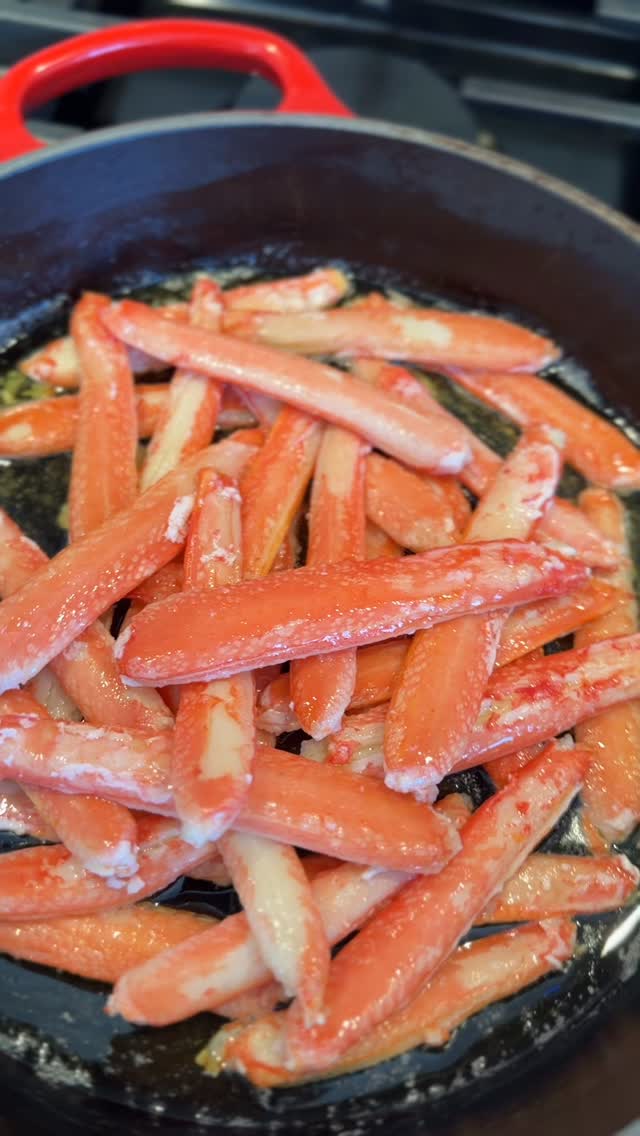 PrimeFish Seafood Co. Facebook ad: No Shells. No Work. Just Pure Crab.