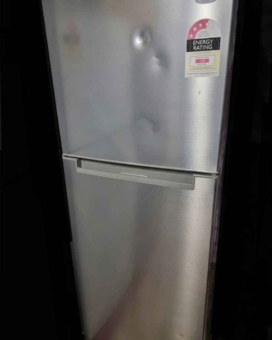 Kodi Wood Facebook ad: Heller 366L Fridge Freezer Delivery available